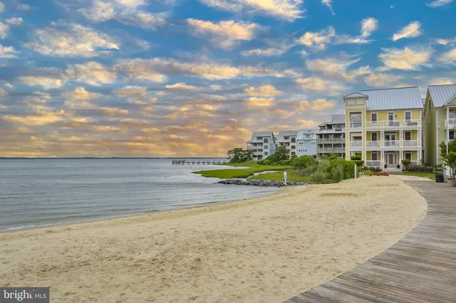 $599,900 | 4 Hidden Cove Way, Unit 4D, Ocean City, MD 21842