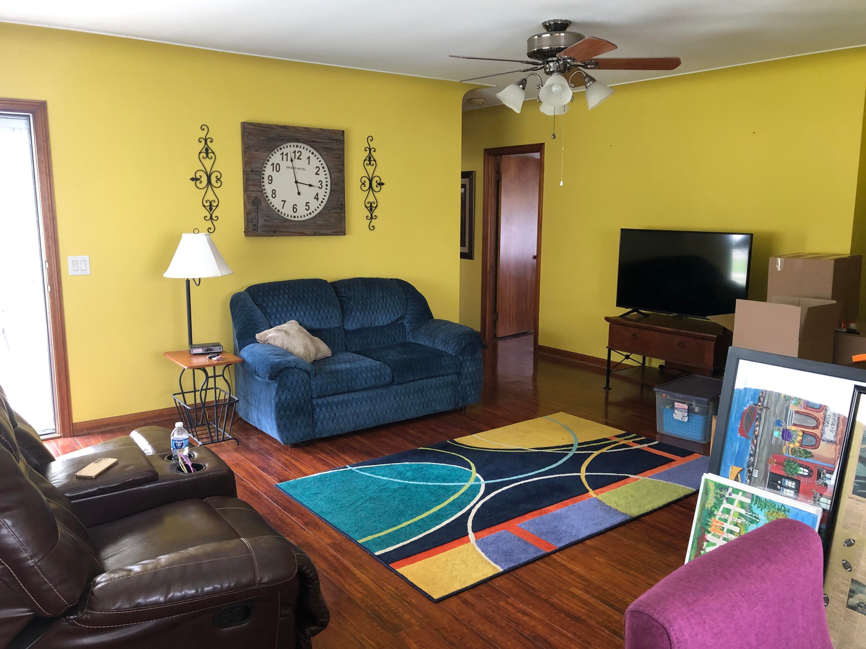 327 Young Street Cheboygan, MI 49721 - Photo 2 of 30 Gallery Image 2