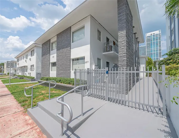 $2,550 | 6871 Abbott Avenue, Unit 4, Miami Beach, FL 33141
