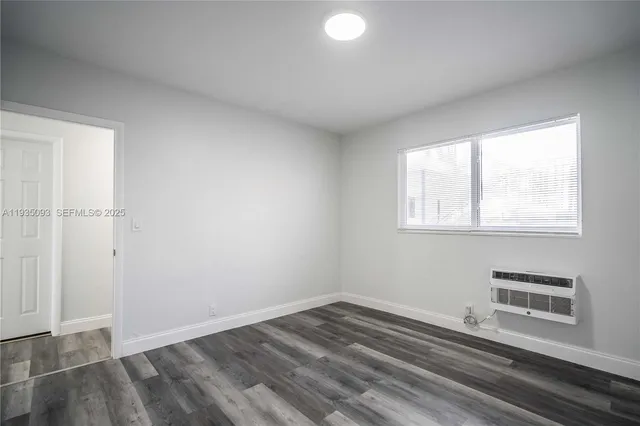 $2,550 | 6871 Abbott Avenue, Unit 4, Miami Beach, FL 33141