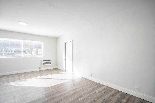 $2,550 | 6871 Abbott Avenue, Unit 4, Miami Beach, FL 33141