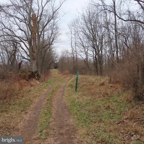 $1,999,900 | 34.77-acres 34.77-acres Red Oak Estate South, Greencastle, PA 17225