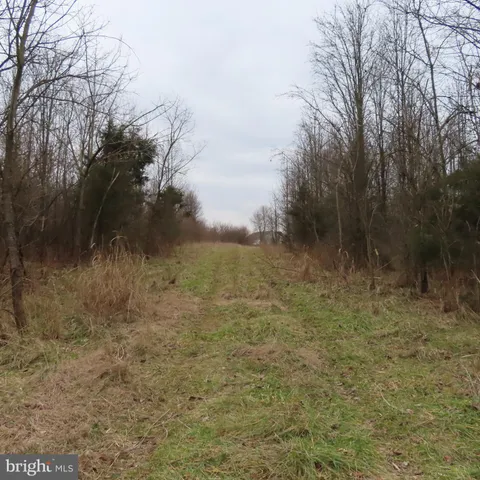 $1,999,900 | 34.77-acres 34.77-acres Red Oak Estate South, Greencastle, PA 17225