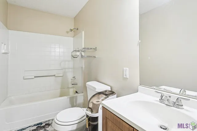 $265,000 | 49354 Ravenwood Drive, Loranger, LA 70446