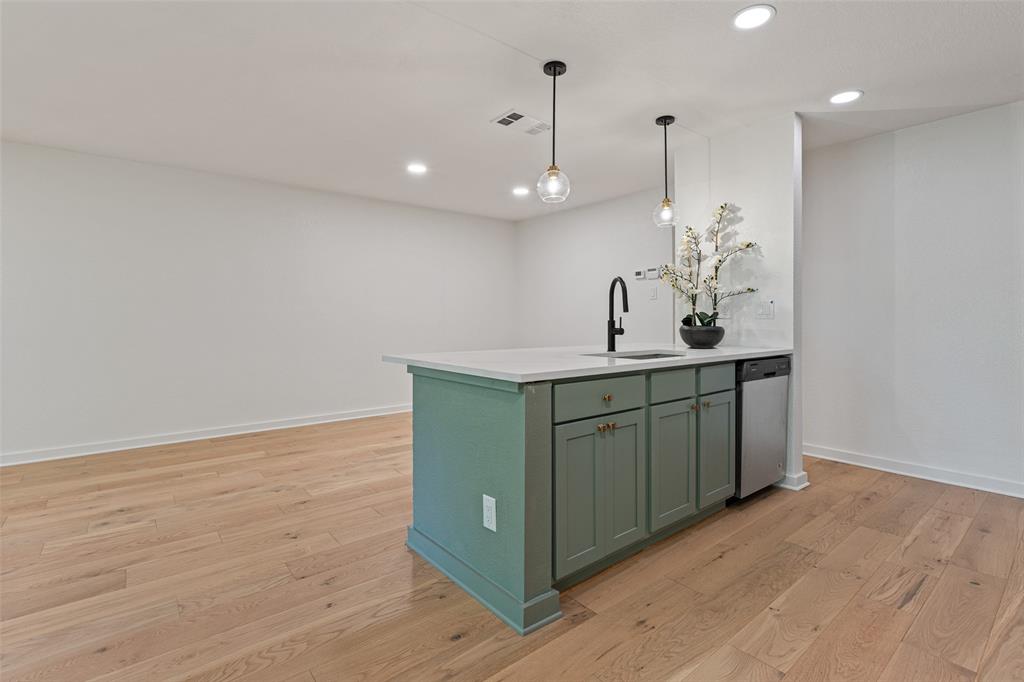 4777 Cedar Springs Road, Unit 3D Dallas, TX 75219 - Photo 21 of 29