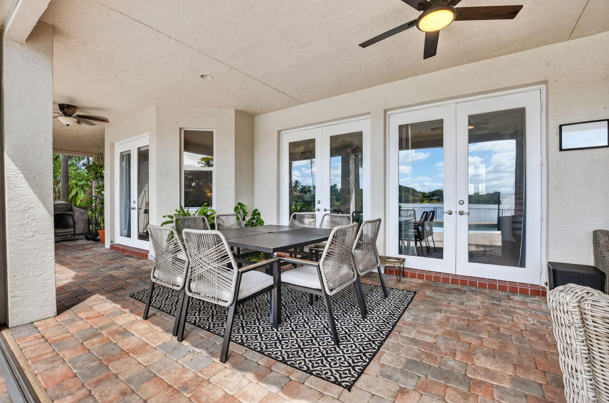 21383 Falls Ridge Way, Unit 1 Boca Raton, FL 33428 - Photo 31 of 44 a outdoor space with furniture