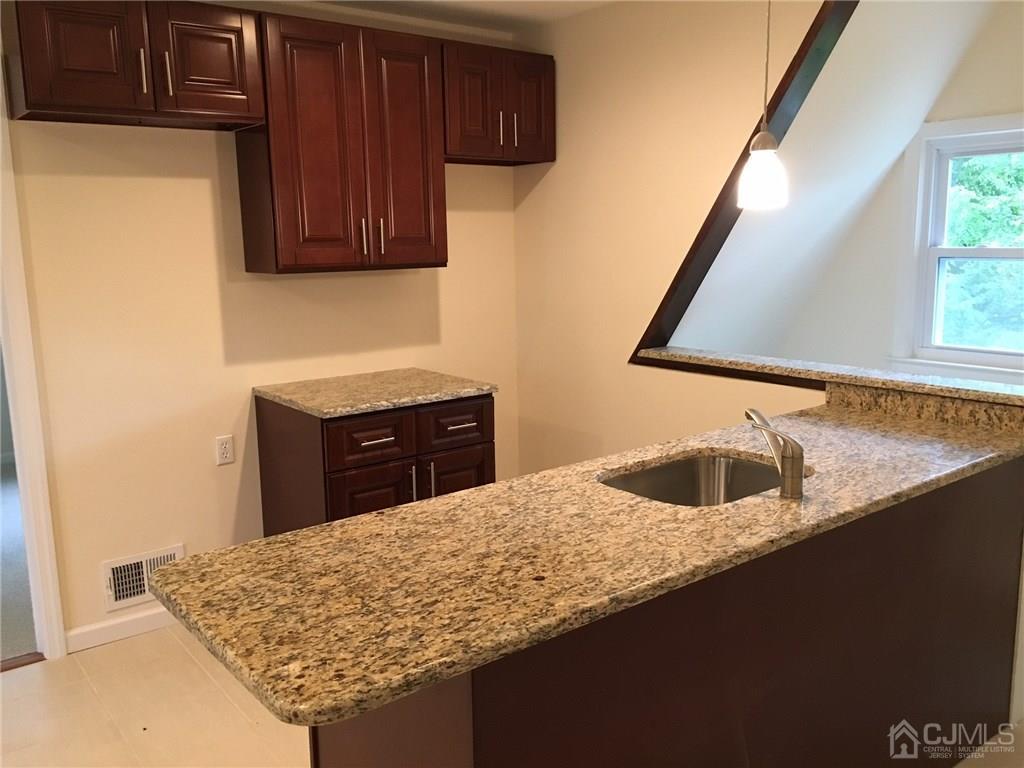 240 Garner Road North Brunswick, NJ 08902 - Photo 12 of 15 Gallery Image 12
