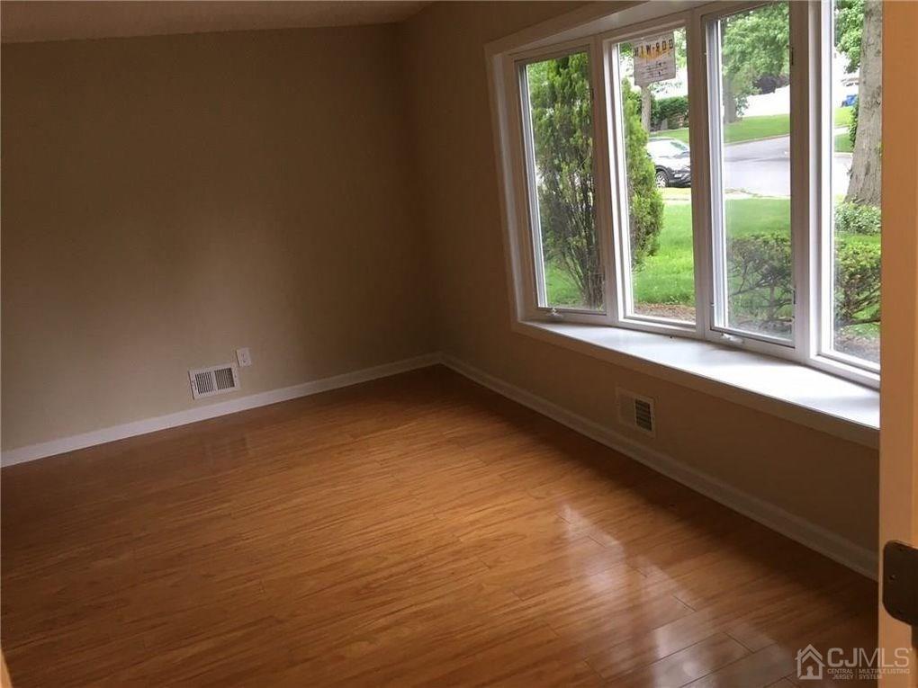 240 Garner Road North Brunswick, NJ 08902 - Photo 3 of 15 Gallery Image 3