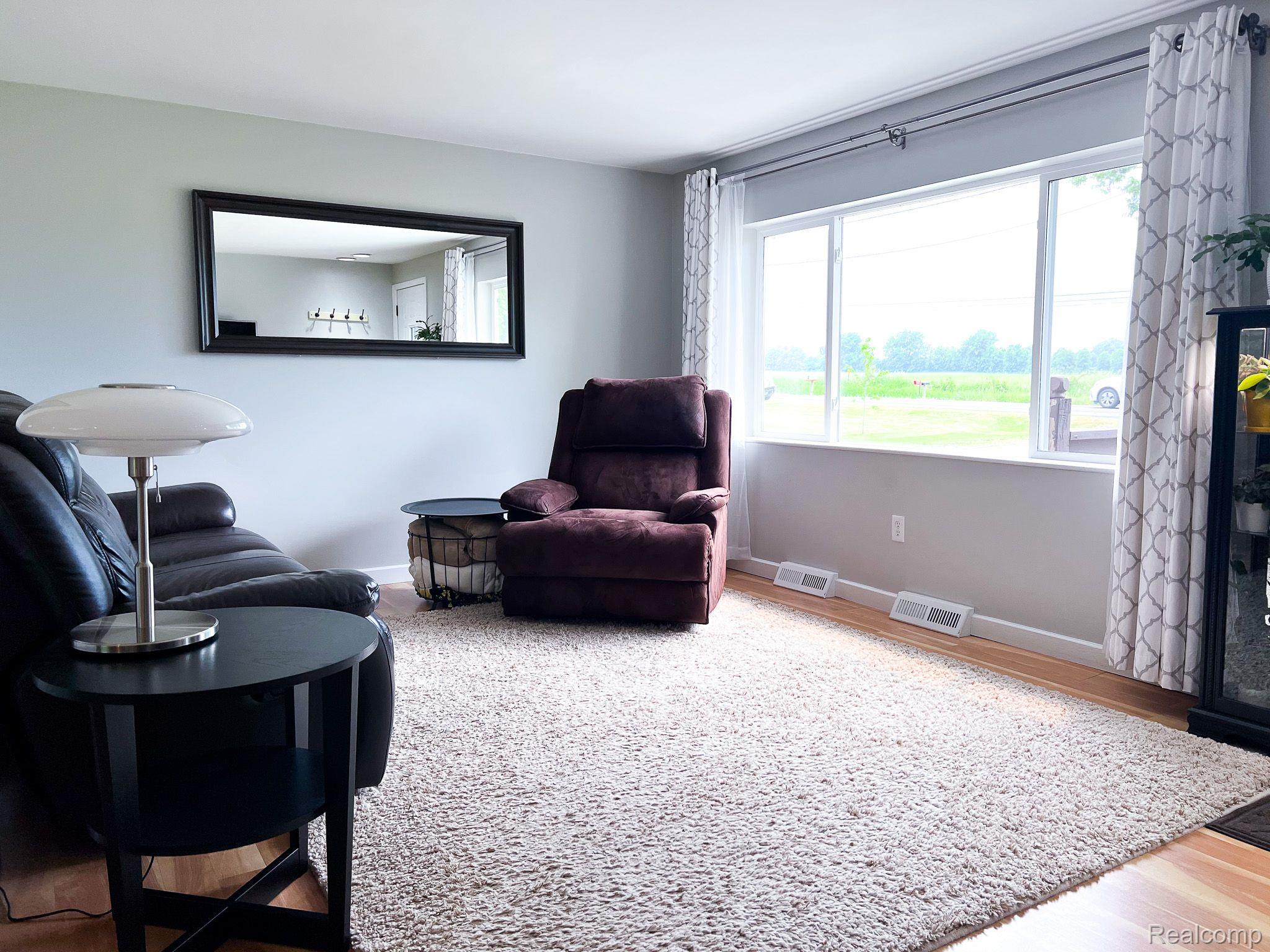 6655 South Durand Road Durand, MI 48429 - Photo 9 of 23 Gallery Image 9