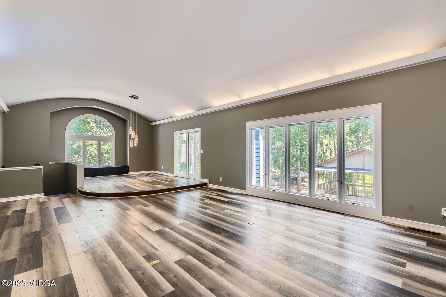 545 North Pine Hill Road Griffin, GA 30223 - Photo 4 of 39 545 North Pine Hill Road - Web Quality -