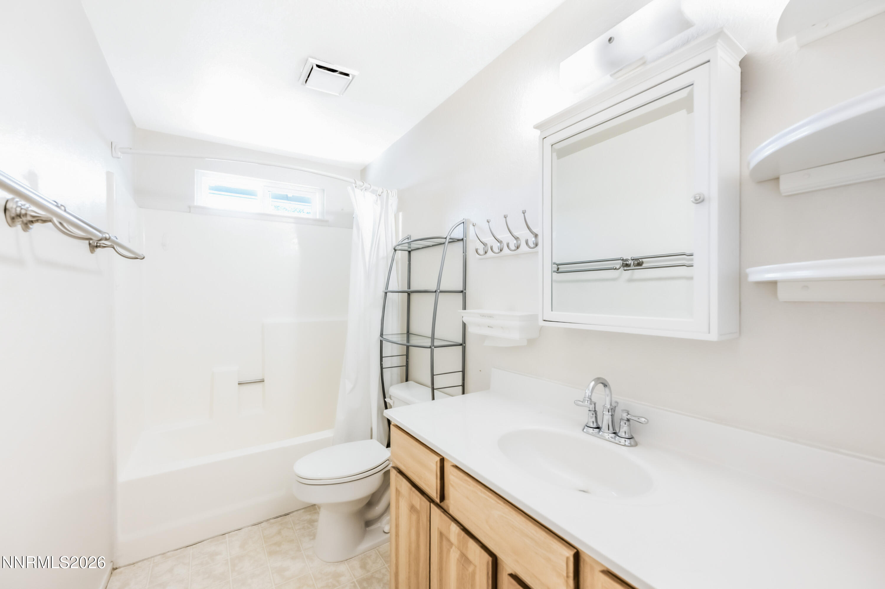 3985 Kentwood Court Reno, NV 89503 - Photo 13 of 21 Kent-1024