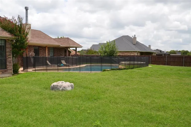 $375,000 | 551 Lakeview, Baird, TX 79504