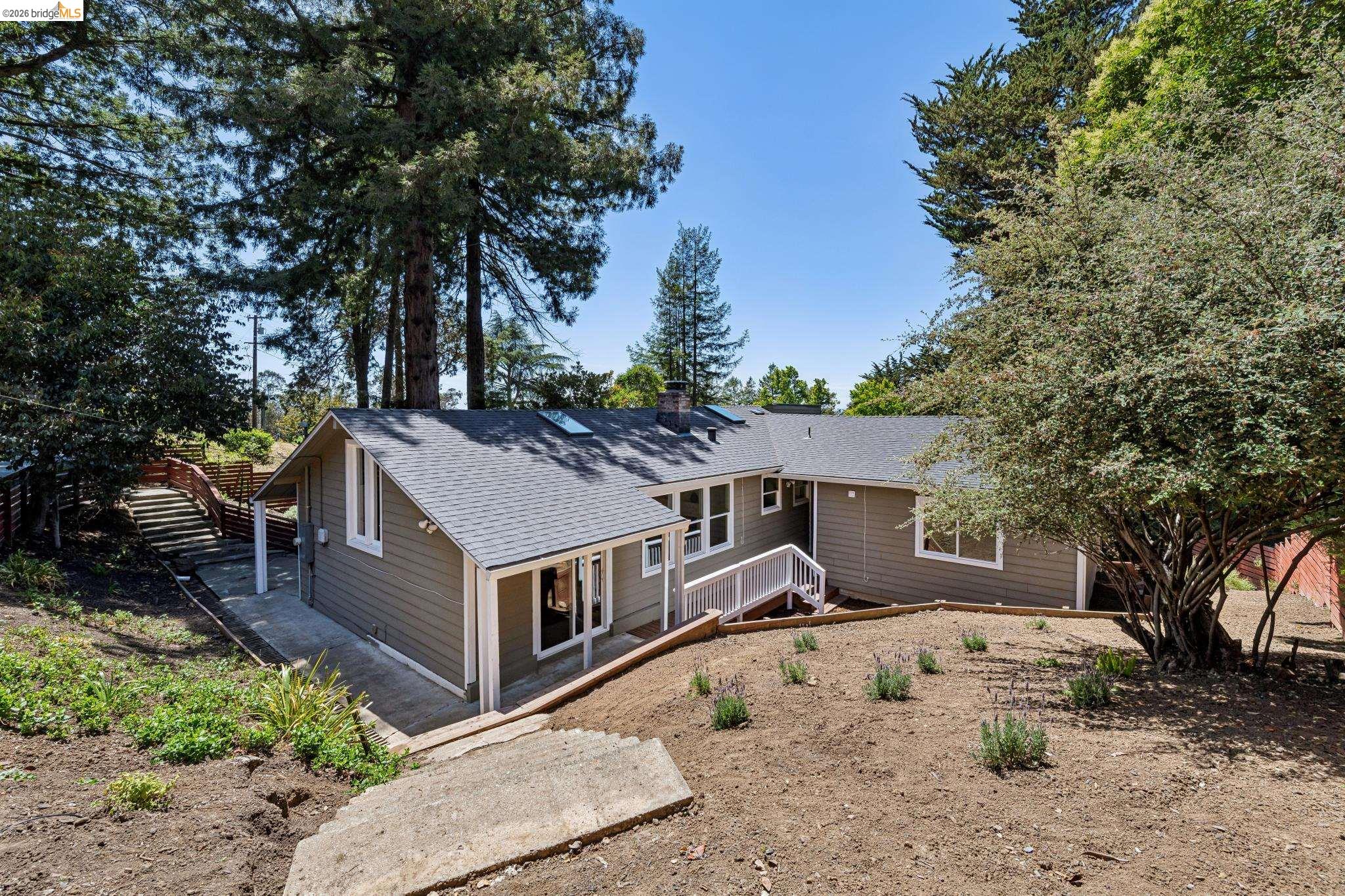 6281 Aspinwall Road Oakland, CA 94611 - Photo 67 of 71