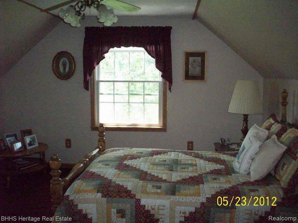 6400 Layton Road Fowlerville, MI 48836 - Photo 13 of 18 Bedroom 3