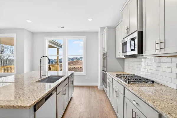 $595,572 | 2587 Parkside Way, Gainesville, GA 30507