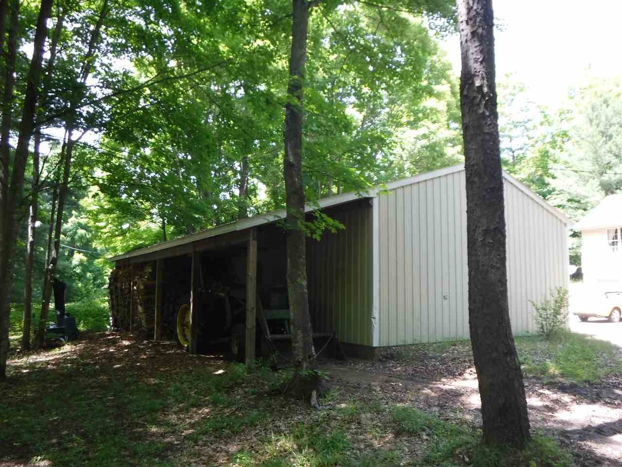 10705 Oviatt Road Honor, MI 49640 - Photo 33 of 47 1849076-32.JPG
