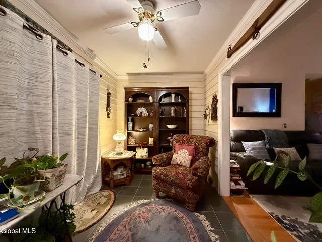 $325,000 | 4 Gentry Lane, Queensbury, NY 12804