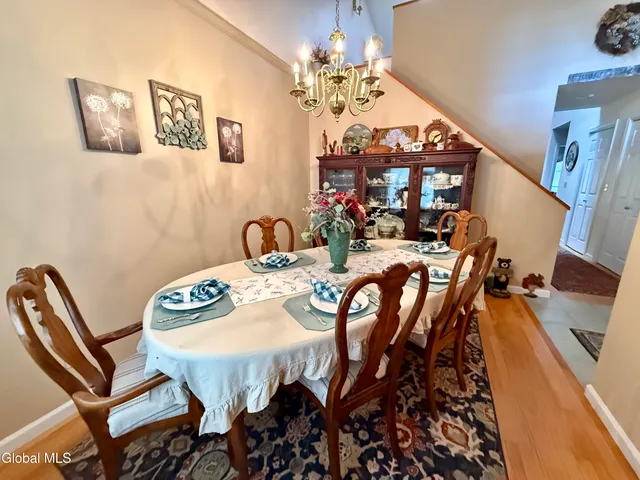 $325,000 | 4 Gentry Lane, Queensbury, NY 12804