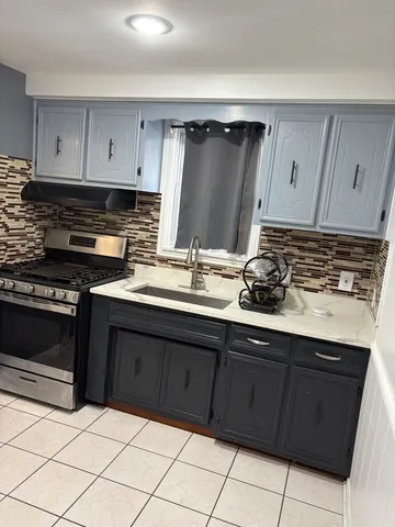 $2,050 | 9607 Merrimac Avenue, Oak Lawn, IL 60453