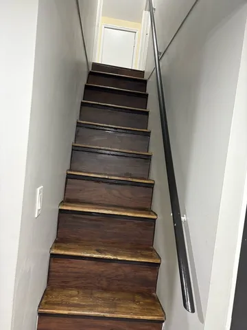 $2,050 | 9607 Merrimac Avenue, Oak Lawn, IL 60453