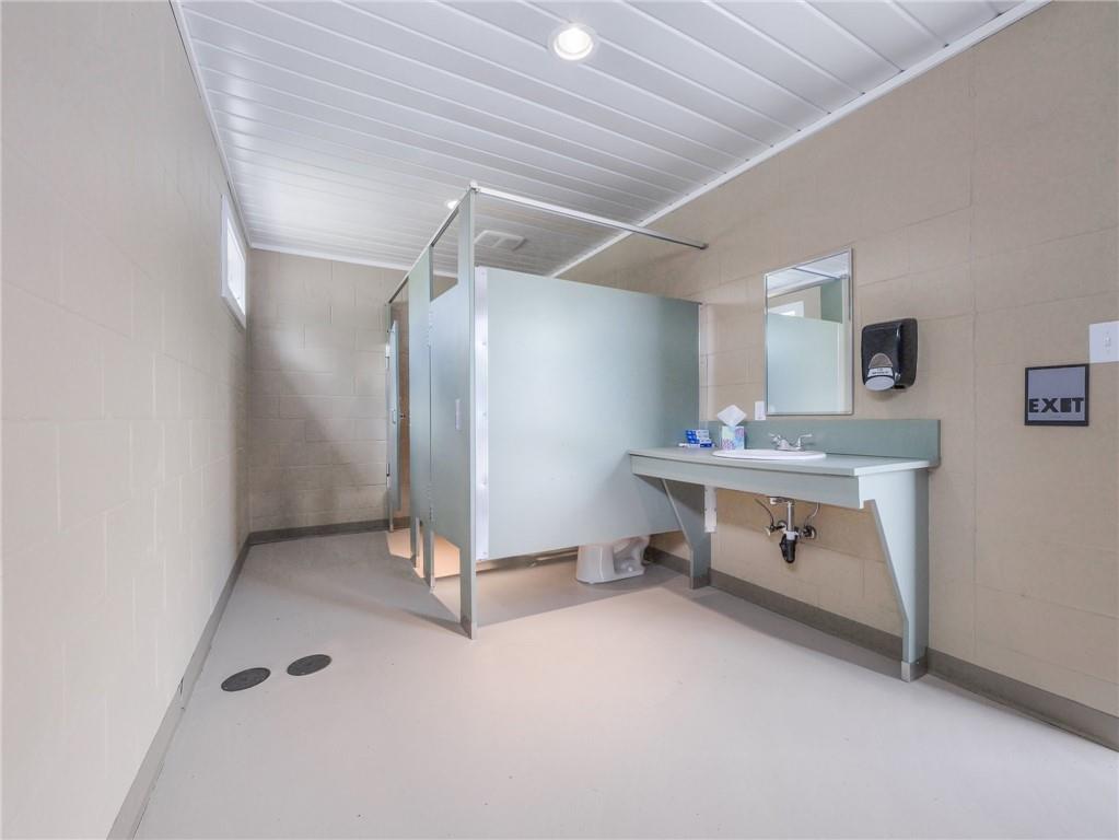 422 M And M Road Middletown, NY 10940 - Photo 33 of 36 Bathrooms