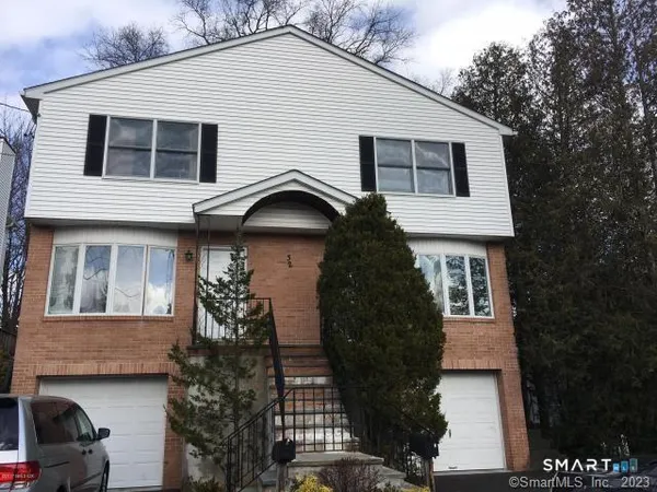 $4,500 | 32 Decatur Street, Unit 2, Greenwich, CT 06807
