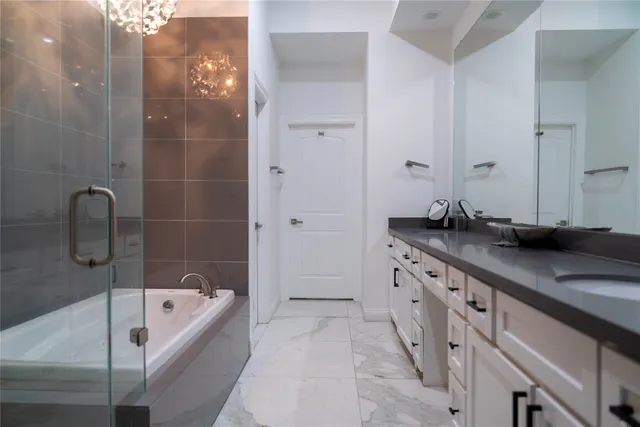 $523,000 | 2103 Crockett Street, Houston, TX 77007