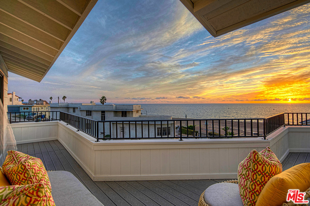 201 Redlands Street Playa del Rey, CA 90293 - Photo 1 of 31