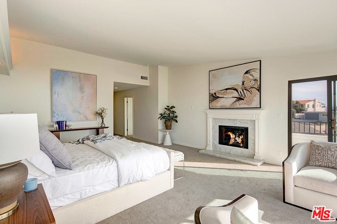 201 Redlands Street Playa del Rey, CA 90293 - Photo 18 of 31