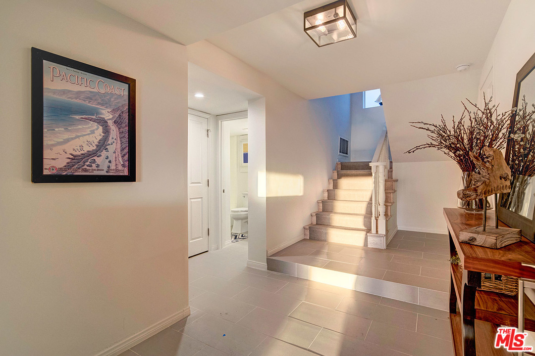 201 Redlands Street Playa del Rey, CA 90293 - Photo 22 of 31
