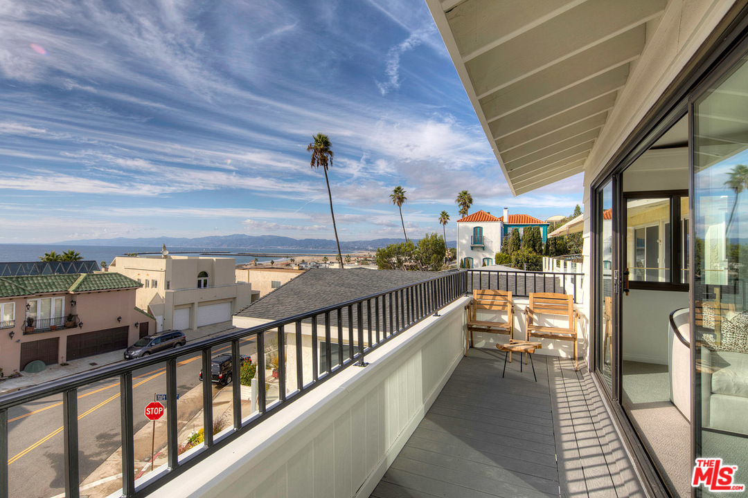 201 Redlands Street Playa del Rey, CA 90293 - Photo 26 of 31