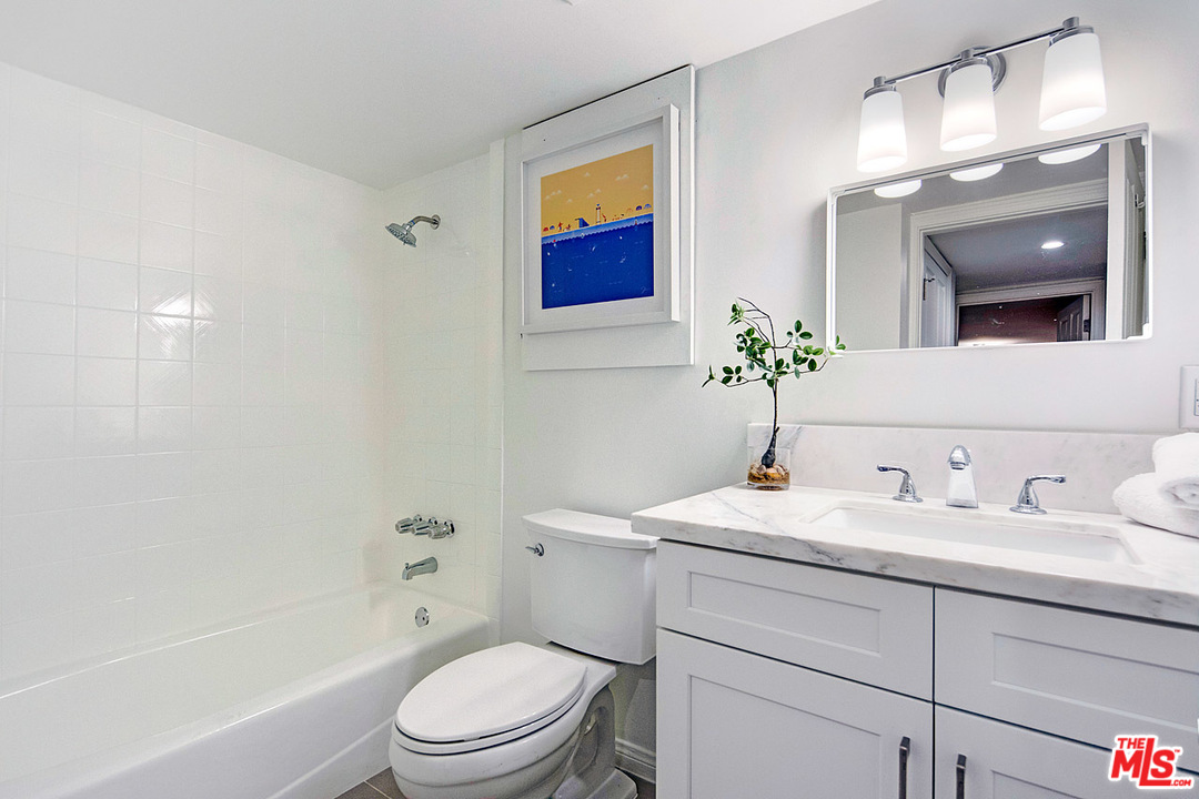 201 Redlands Street Playa del Rey, CA 90293 - Photo 30 of 31