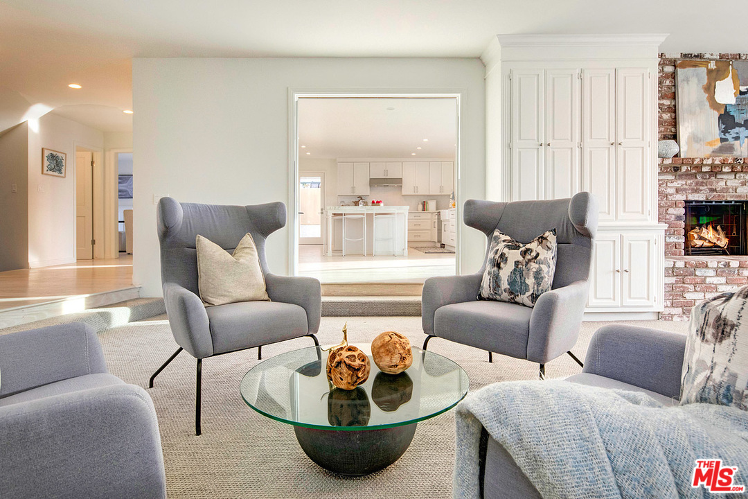 201 Redlands Street Playa del Rey, CA 90293 - Photo 5 of 31