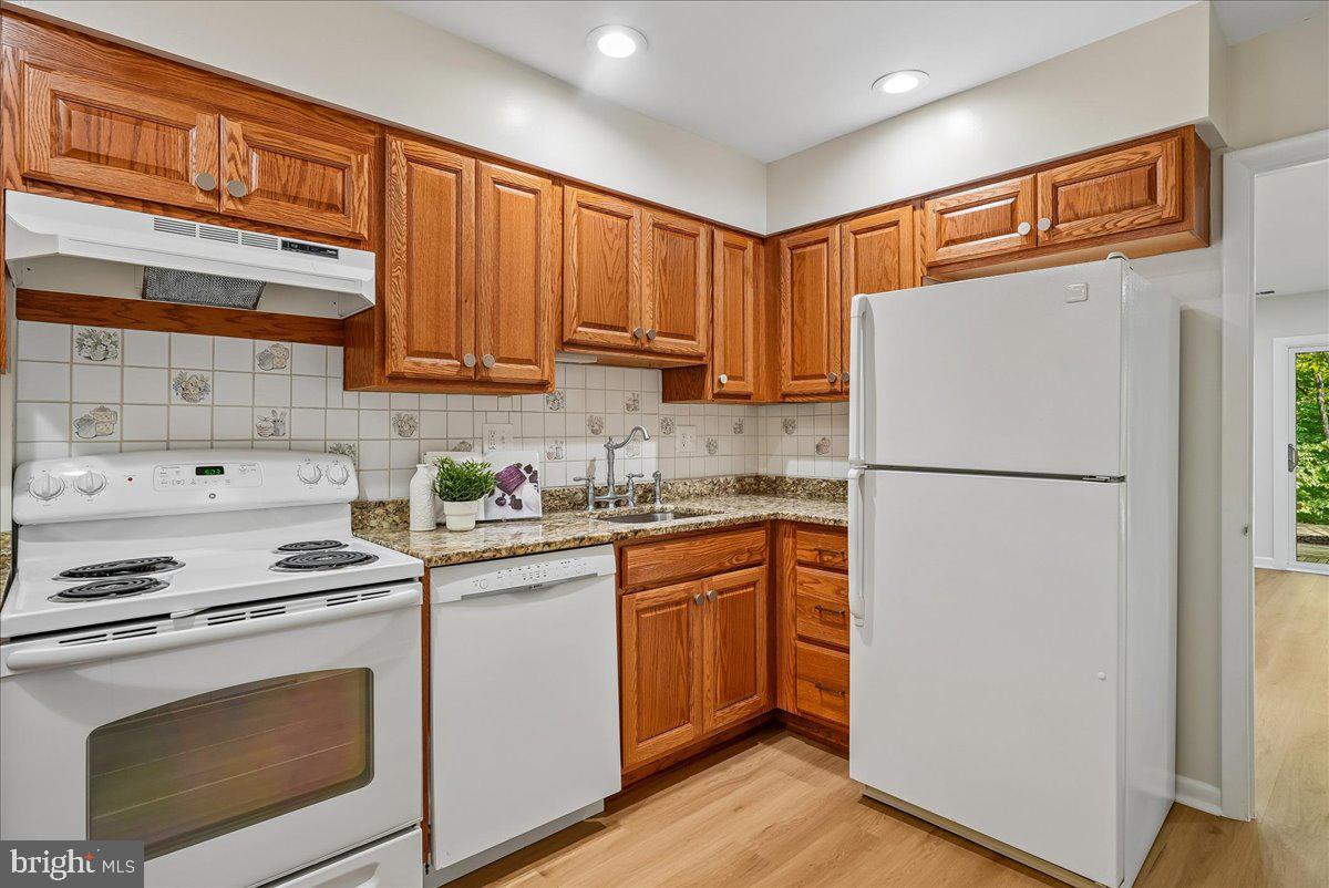 1931 Winterport Cluster Reston, VA 20191 - Photo 7 of 75 Gallery Image 7