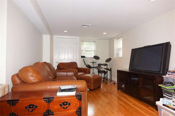 9 Payson Road, Unit 9 Belmont, MA 02478 - Photo 13 of 22 Gallery Image 13