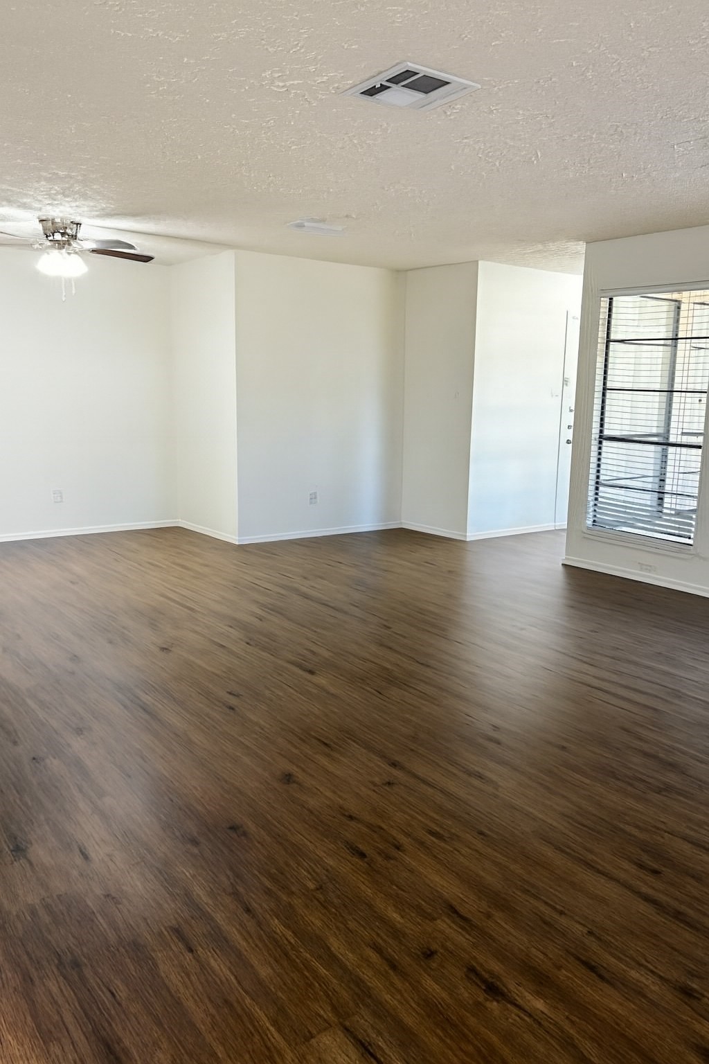 2706 Mayflower Landing Court Webster, TX 77598 - Photo 5 of 22 Livingroom/dining - loads of natural light, new flooring