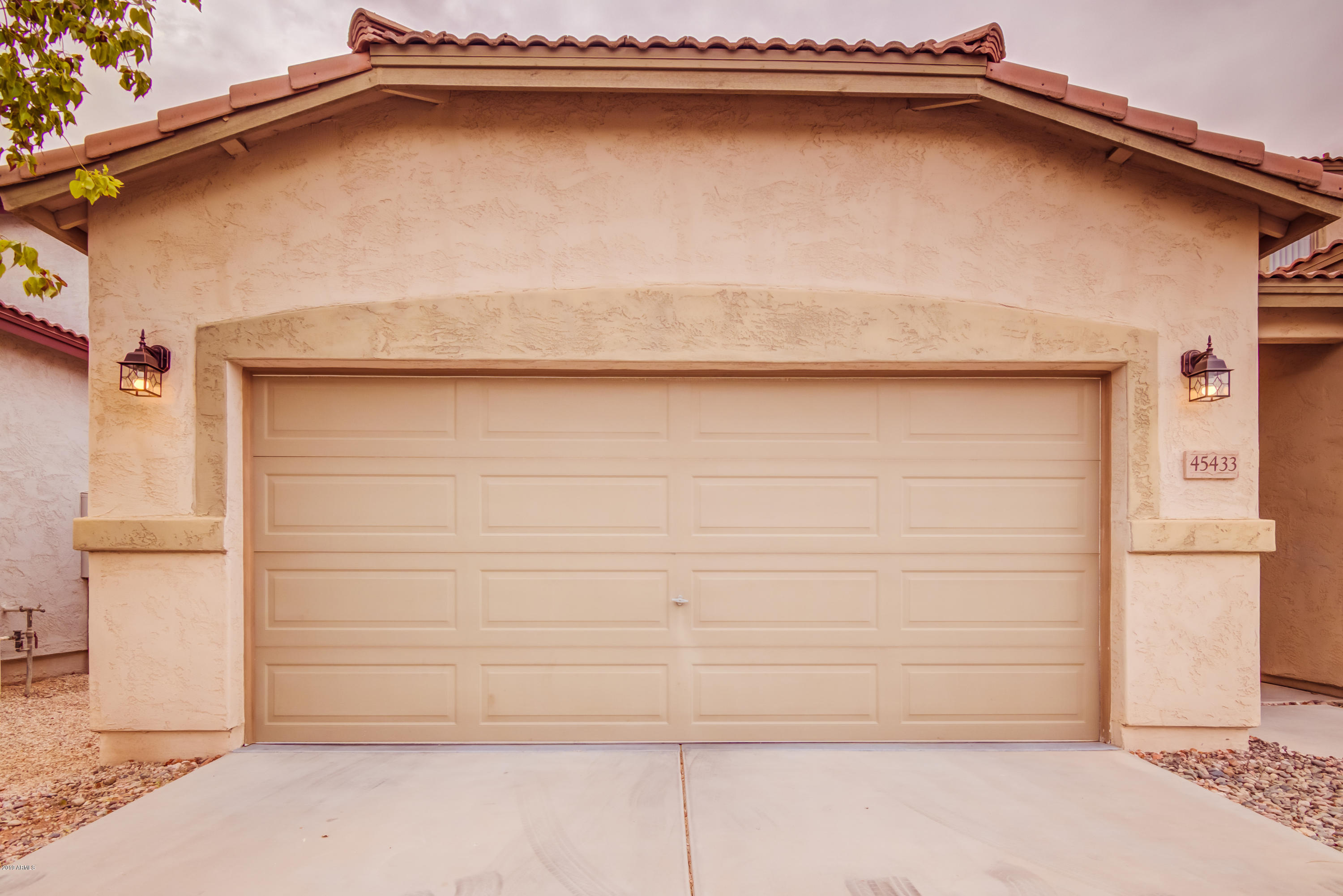 45433 Miramar Road Maricopa, AZ 85139 - Photo 4 of 46 0X6A0136_7_8