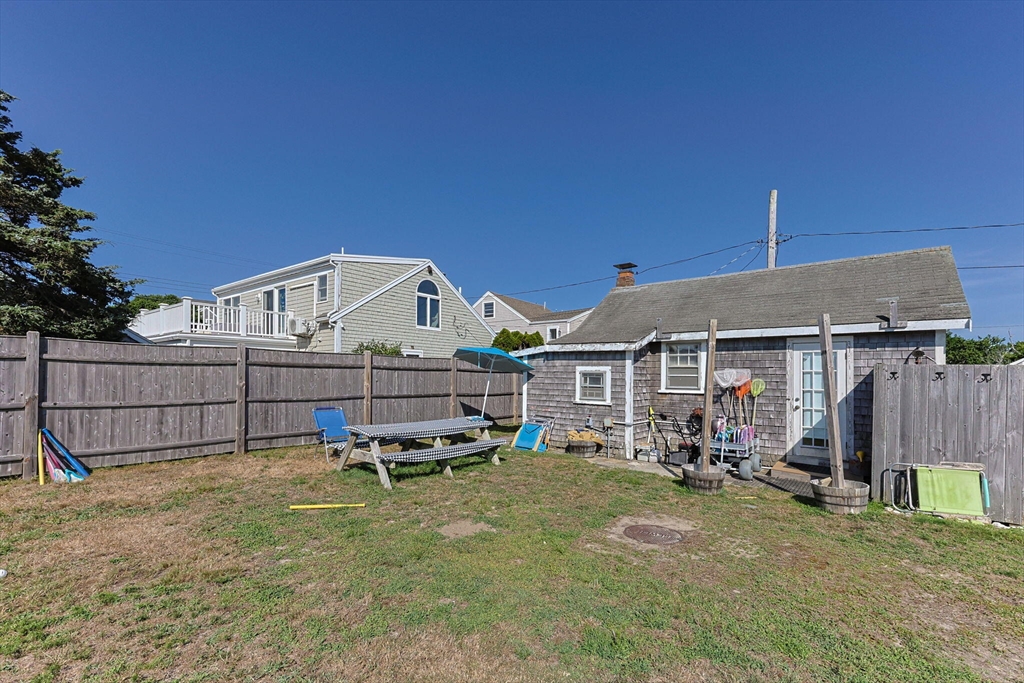 4 Spadoni Way Dennis, MA 02638 - Photo 11 of 25