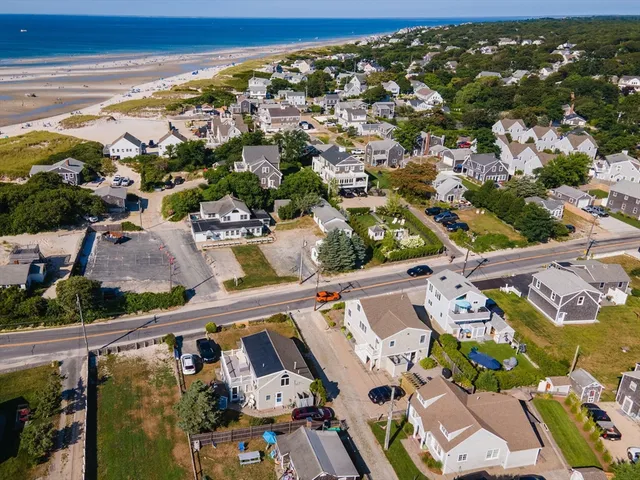 $975,000 | 4 Spadoni Way, Dennis, MA 02638