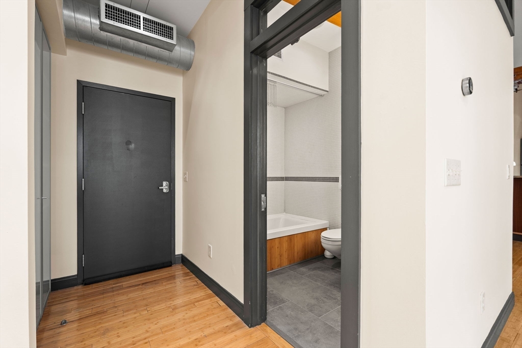 27 Fayette Street, Unit 302 Beverly, MA 01915 - Photo 5 of 24