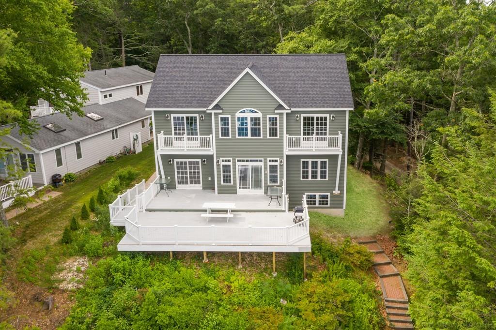 21 Bay View Road Webster, MA 01570 - Photo 1 of 19