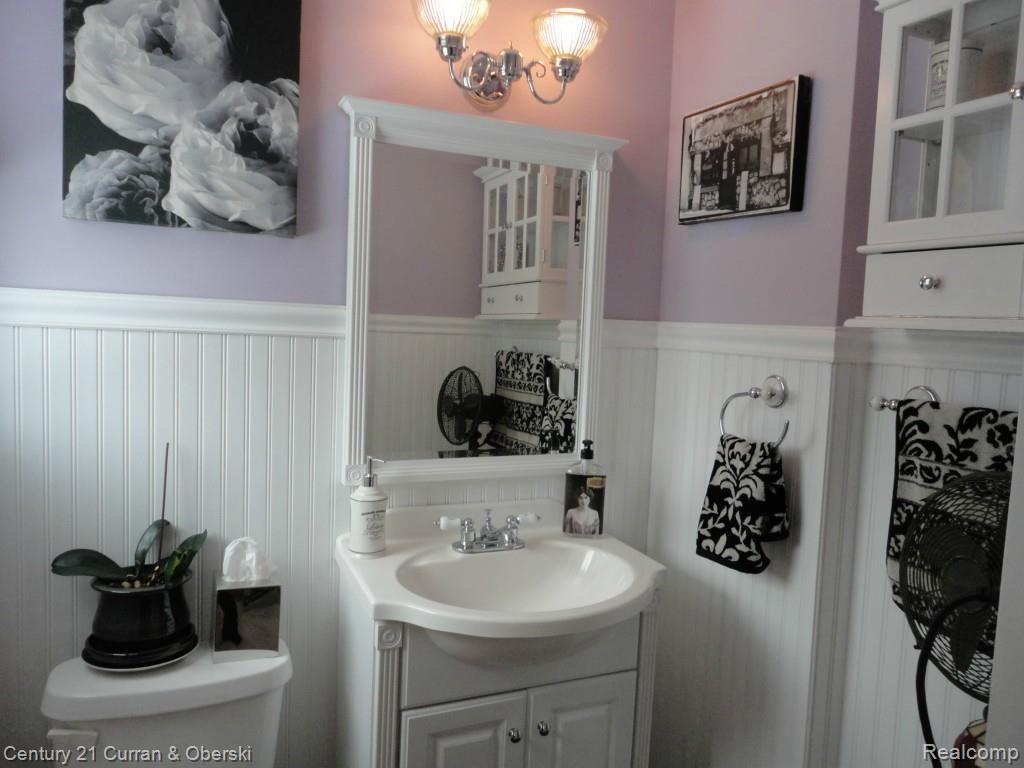 3945 Cone Avenue Rochester Hills, MI 48309 - Photo 26 of 28