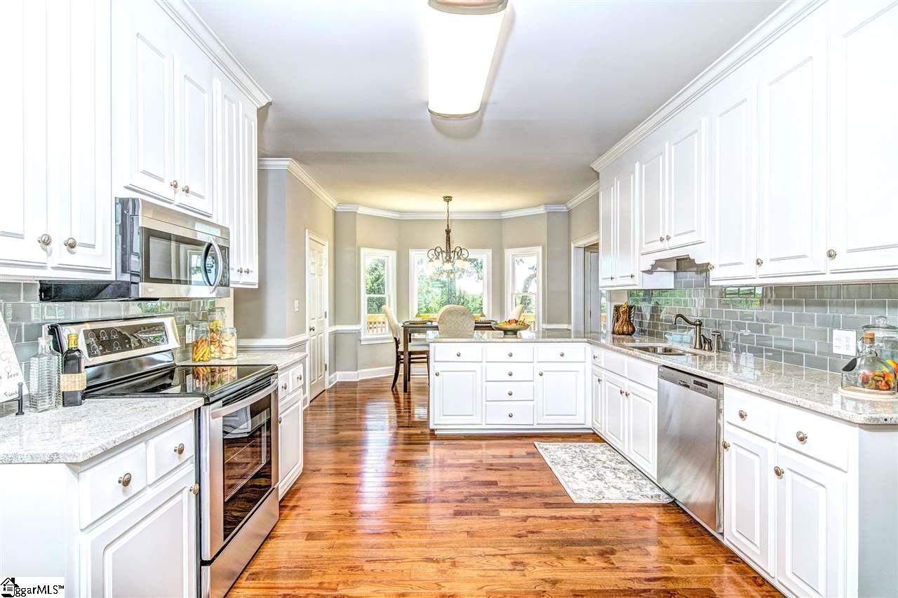 751 Jenkins Bridge Road Simpsonville, SC 29680 - Photo 6 of 36