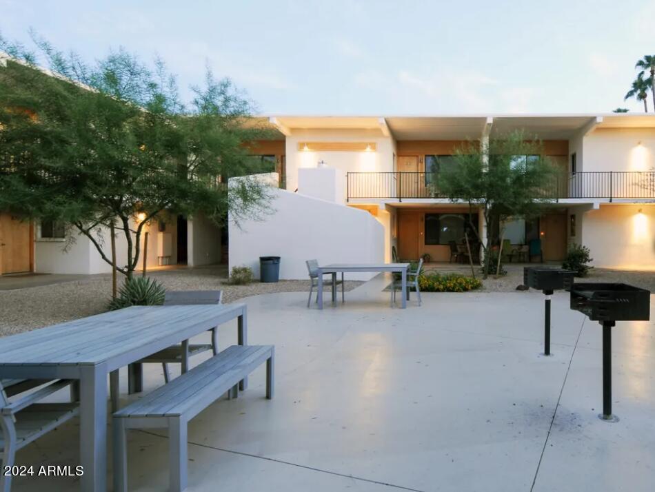 8021 East Osborn Road, Unit 2 Scottsdale, AZ 85251 - Photo 9 of 11 BBQ Area