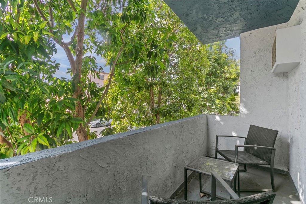 1712 Colby Avenue, Unit 105 Los Angeles, CA 90025 - Photo 22 of 39