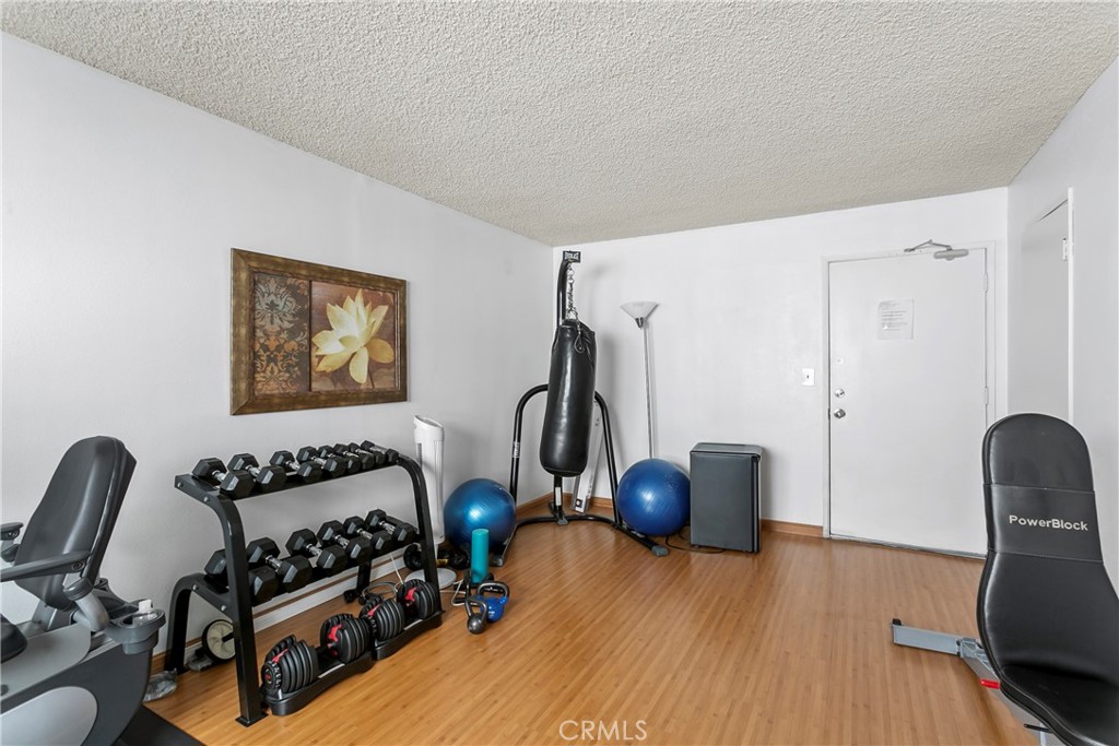 1712 Colby Avenue, Unit 105 Los Angeles, CA 90025 - Photo 24 of 39