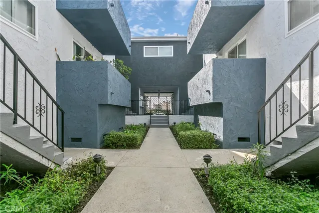 $565,000 | 1712 Colby Avenue, Unit 105, Los Angeles, CA 90025