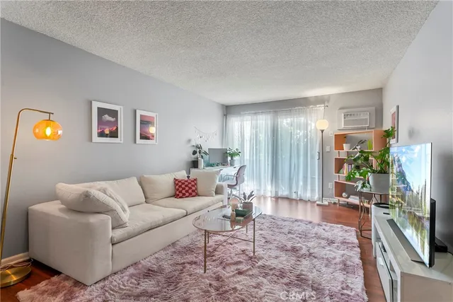$565,000 | 1712 Colby Avenue, Unit 105, Los Angeles, CA 90025