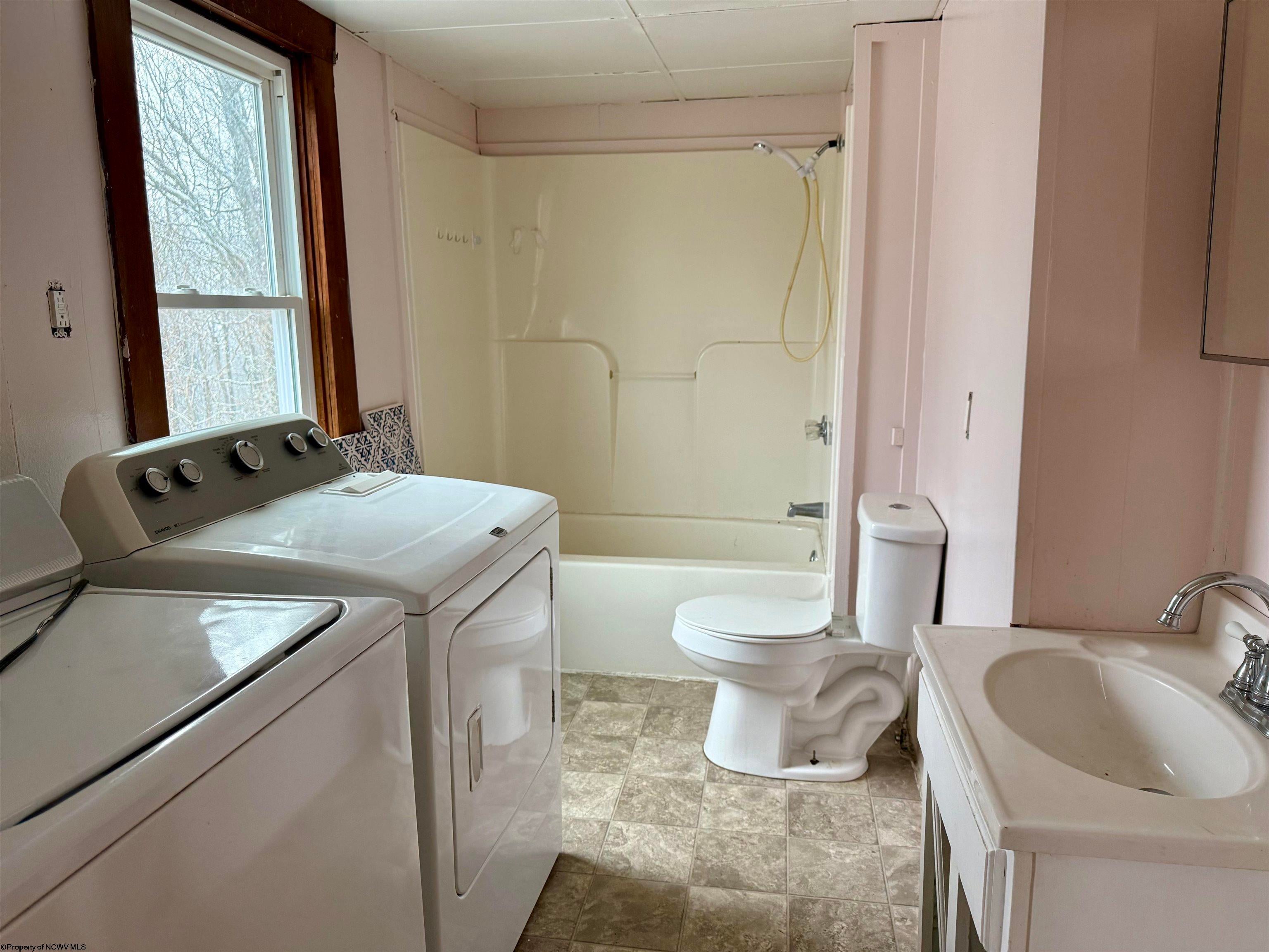 3181 Irish Ridge Road Tunnelton, WV 26444 - Photo 20 of 34 Gallery Image 20