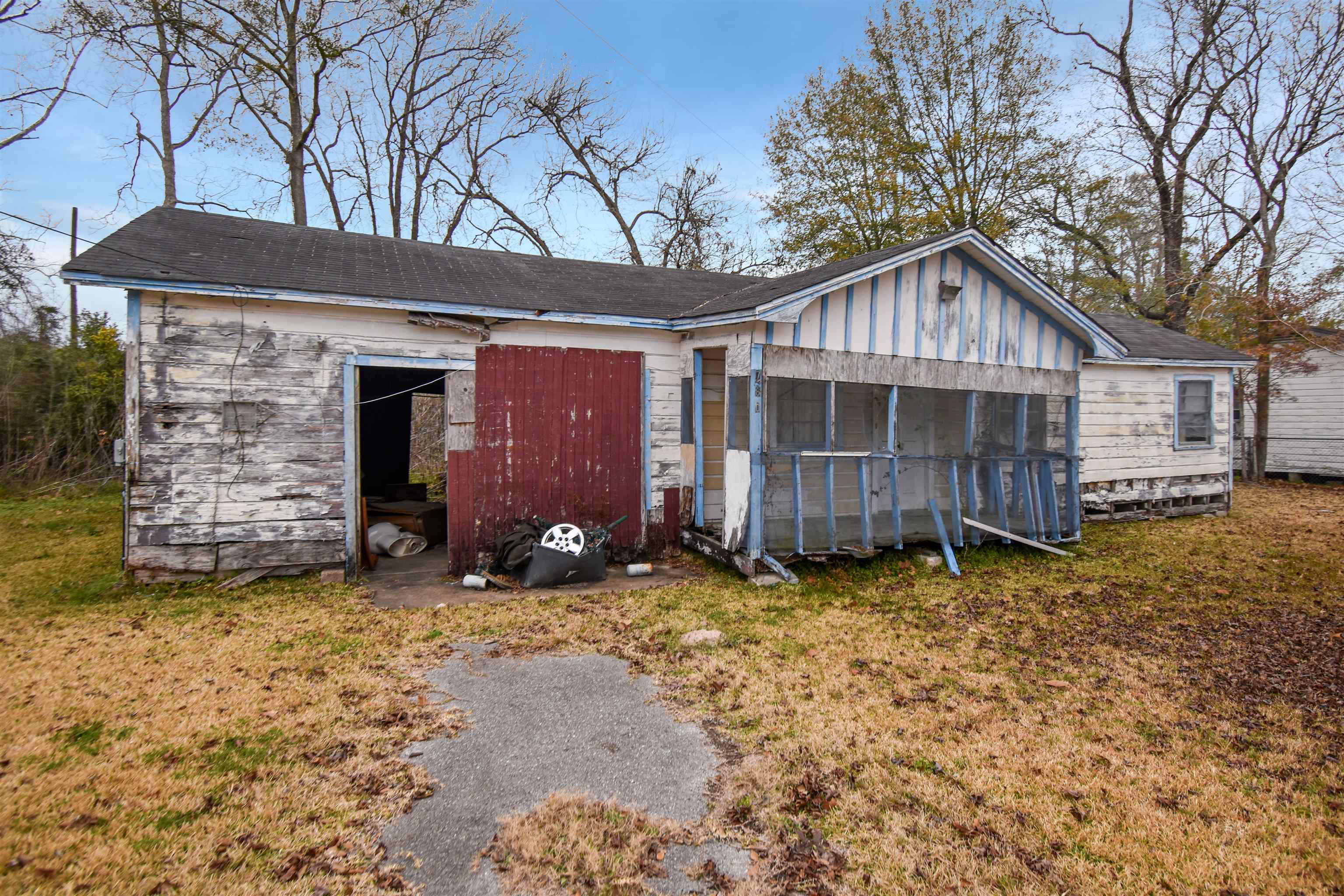 760 South 4th Street Silsbee, TX 77656 - Photo 2 of 4